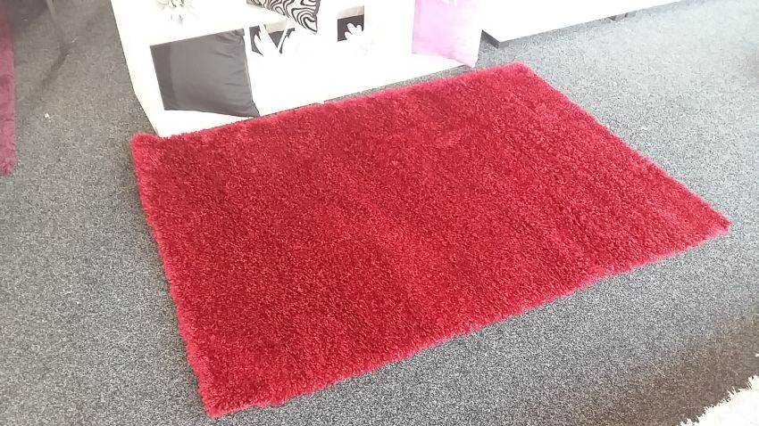 Kusový shaggy koberec 00 red